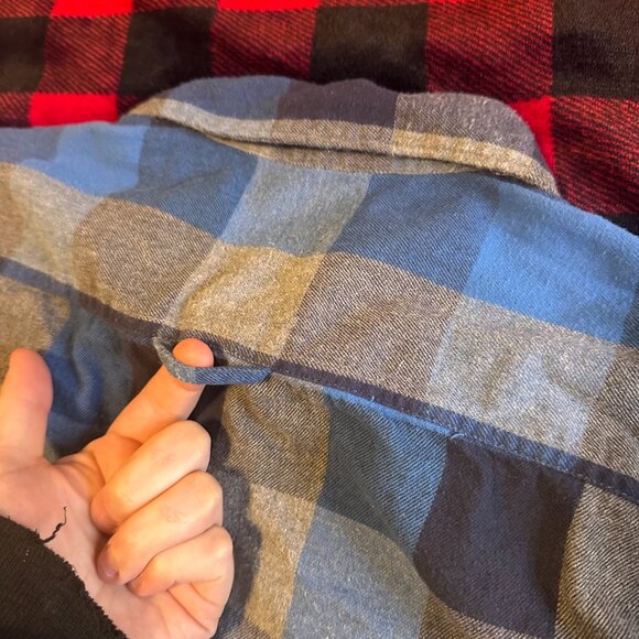 Urban Pipeline Casual Button Down Mens Large Blue Plaid Skater Flannel Shirt - Picture 4 of 7